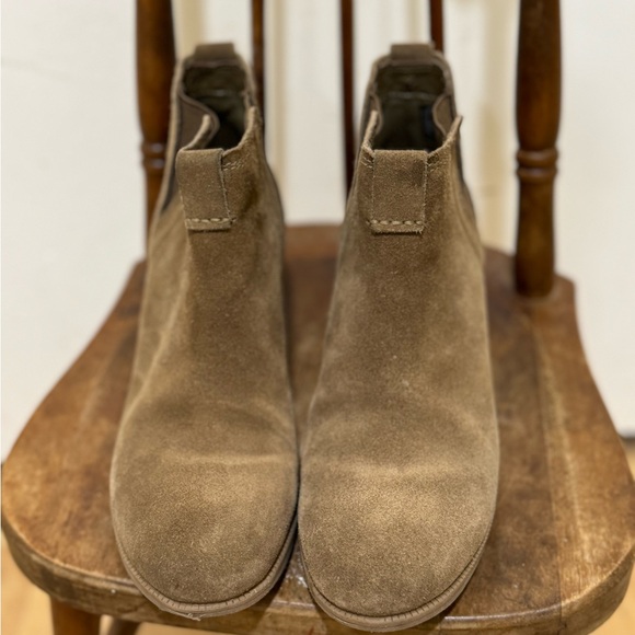 Clark booties - Picture 2 of 4